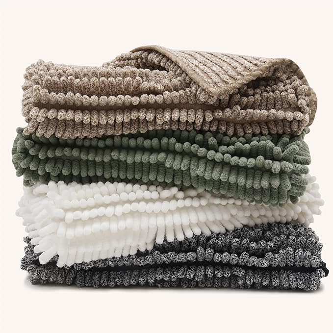 FRESHMINT Chenille Bathroom Rugs Mat 24"x17", Non-Slip Bath Mat for Bathroom Floor & Bathtub, Washable Soft Shower Shag Bath Rugs, Fluffy Thick Water Absorbent Microfiber Shower Mat, Sage Green