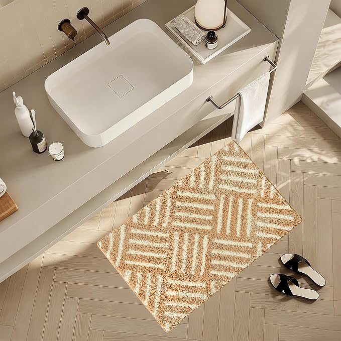 ORTIGIA Striped Khaki Bathroom Rugs Non Slip Washable, 20x30 Quick Dry Absorbent Soft Plush Microfiber Bath Mats, Bath Rugs for Bathroom Floor Carpet for Sink Bedroom