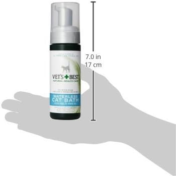 Vet's Best Waterless Cat Bath, No Rinse Waterless Dry Shampoo for Cats, Veterinarian Formulated Cat Shampoo, Kitten Shampoo, 4 oz