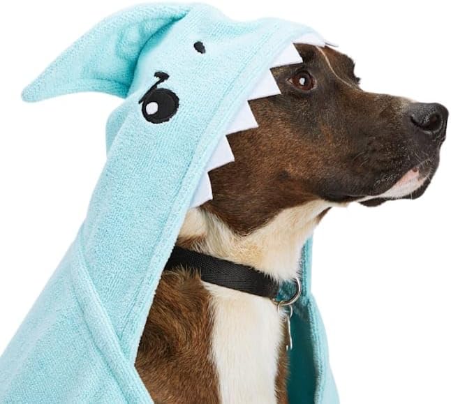 Well & Good by Petco Chracter Robe Shark Dog Towel Small/Medium