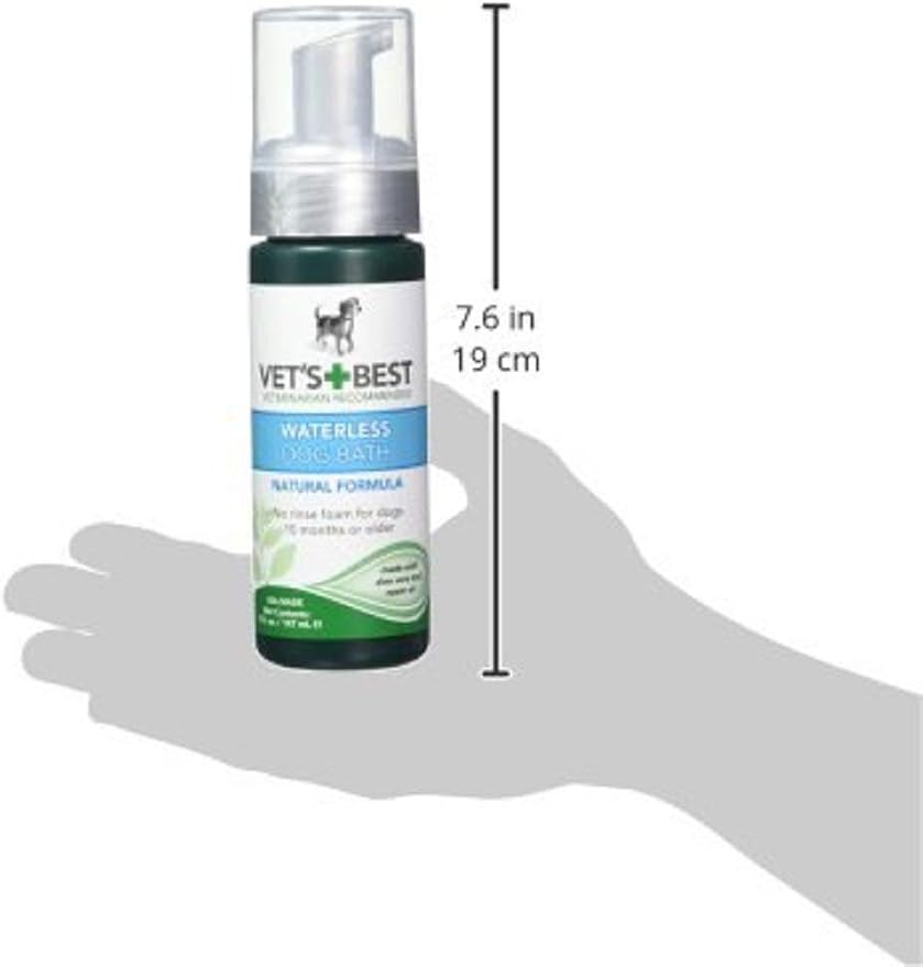 Vet's Best Waterless Dog Bath, No Rinse Dry Shampoo for Dogs, Natural Plant-Based Formula, Refreshes Coat & Controls Odor Between Baths, Easy Dog Grooming & Cleaning Spray, 5 oz Bottle
