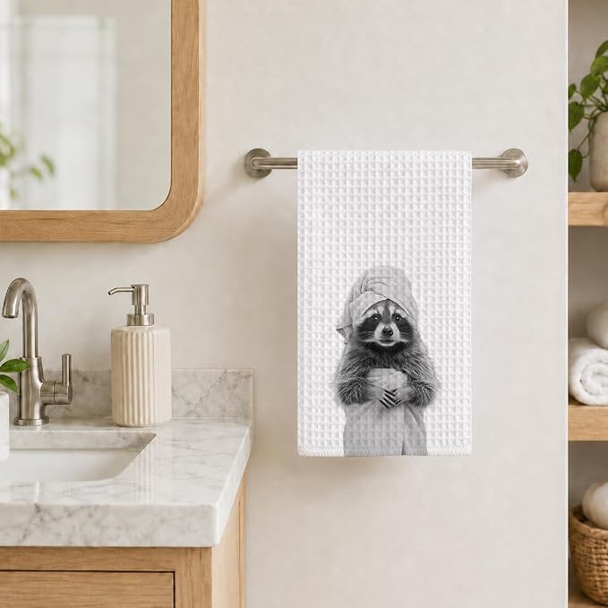 Cute Raccoon Kitchen Towels 1 PCS, Funny Raccoon Hand Towels for Bathroom, Animal Dish Towel Decor, Cute Raccoon Gifts for Women, Pet Owners, Housewarming