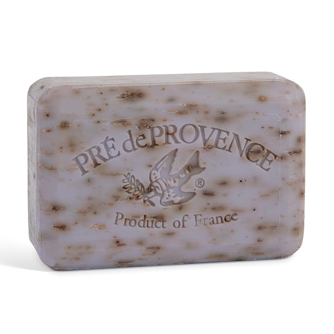 Pre de Provence Artisanal Soap Bar, Enriched with Organic Shea Butter, Natural French Skincare, Quad Milled for Rich Smooth Lather, Lavender, 8.8 Ounce