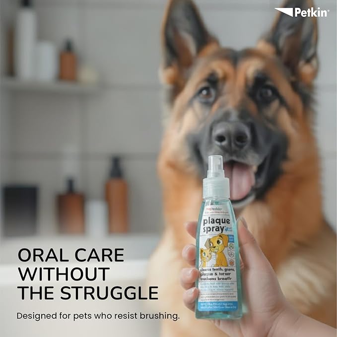 Petkin Plaque Spray, Cool Mint, 4 Fl Oz – Cleans Teeth & Gums, Removes Plaque & Tartar, Freshens Breath & Whitens Teeth with Baking Soda - Ideal Cat & Dog Dental Spray with No Brushing or Rinsing