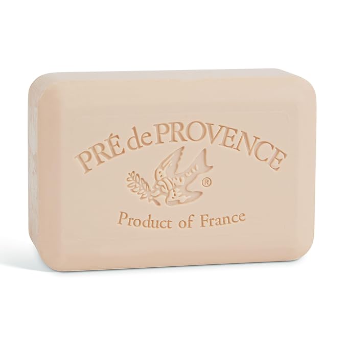 Pre de Provence Artisanal Soap Bar, Enriched with Organic Shea Butter, Natural French Skincare, Quad Milled for Rich Smooth Lather, 8.8 Ounce, Coconut