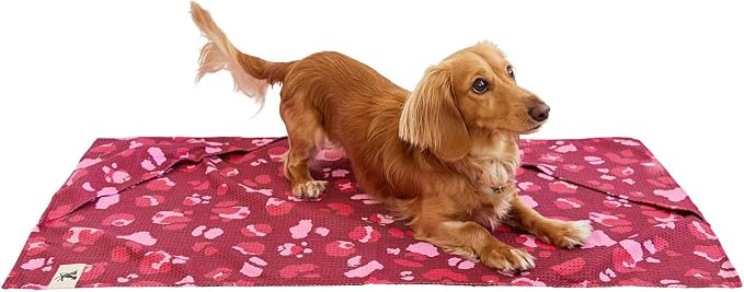 Dock & Bay Pet Towel - Super Absorbent & Quick Drying Dog Towels with Bag - 100% Recycled - Pink Paws, Large (120x70cm, 47x27)