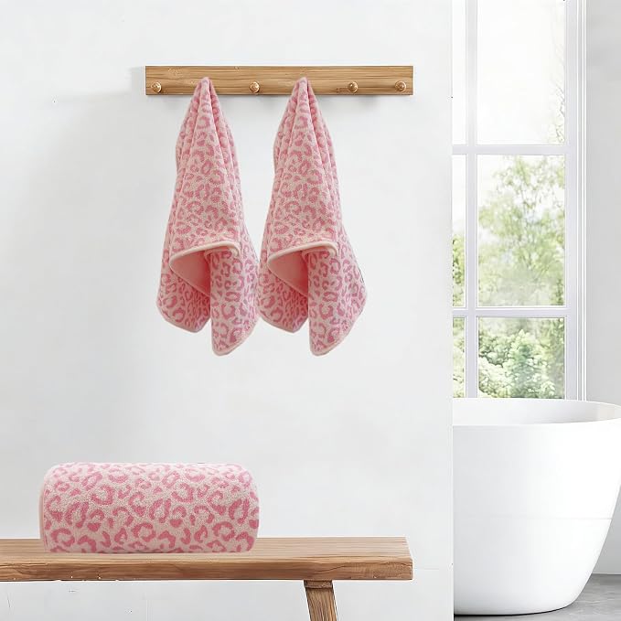 USTIDE Pink Leopard Print Towels Set Ultra Soft Microfiber Absorbent Cute Animal Pattern Bath Towel Bundle Quick Dry Towels for Bathroom Spa Gym Pool (2 Hand Towels+1 Bath Towel)
