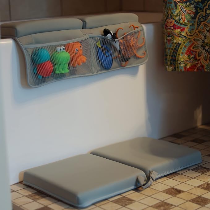Acorn Baby Bath Kneeler and Elbow Rest Pad - Over Tub Foam Bathtub Kneeling Pad with Storage Pockets and Suction Cups 814205