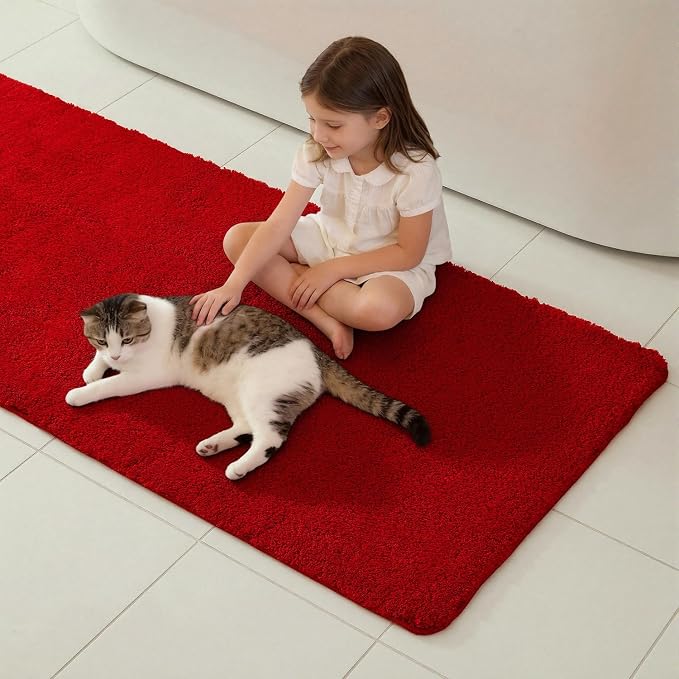 TYUU Red Bathroom Rugs, Ultra Soft Bath Rugs Non Slip Washable, Super Absorbent Quick Dry Small Bath Mat with Rubber Backing for Bathroom Floor, Shower, or Sink, Red 16" x 24"