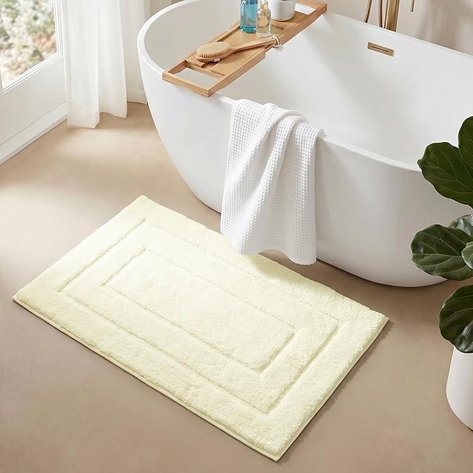 GRANNY SAYS Bathroom Rugs and Mats, 16" x 24" Non-Slip Bath Mat for Bathroom, Super Soft Absorbent Microfiber Bath Rug, Machine Washable and Dry, Small Cream White Rug for Shower, Tub and Bath Floor