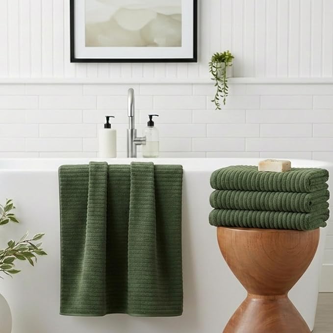 4 Pack Microfiber Bath Towels, 30x60 Inches Oversized Bath Sheets for Adults, Super Absorbent & Quick Dry Shower Towels, Lint Free Lightweight Body Towels for Bathroom,Gym&Travel (Olive Green)