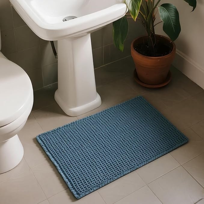 Triohero Waffle Bath Mat, Boho Bathroom Rugs Non Slip Washable, Ultra Soft Super Absorbent Quick Dry Farmhouse Bathroom Decor, 20" x 30", Denim Blue