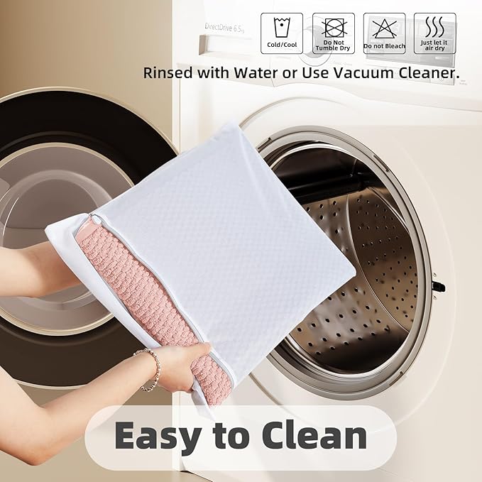 TYUU Bathroom Rugs Non Slip Washable, Super Absorbent Thin Bath Mat Quick Dry Low Pile Bathroom Rug, Pink 24"x36"