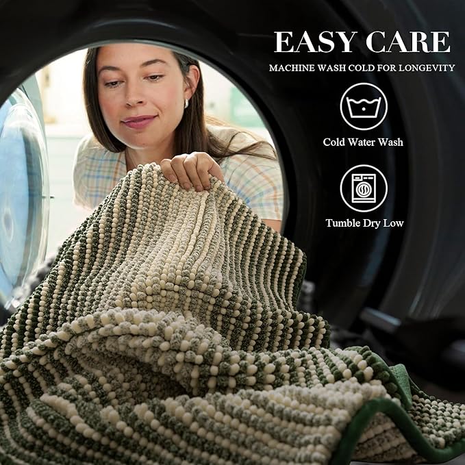 BSICPRO Bath Mat Rug for Bathroom Non Slip 20 x 32 Inches Water Absorbent Chenille Bathroom Floor Mats Machine Washable (Green)