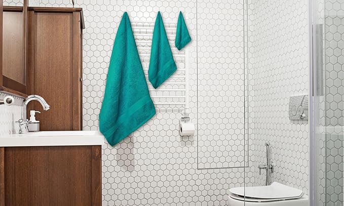 Luxury 8 Piece Set, 2 Bath Towels 2 Hand Towels 4 Washcloths, 100% Cotton Towels for Bathroom, Home, Spa, Hotel & Gym – Ultra Soft, Highly Absorbent, Quick Dry (Dark Green)