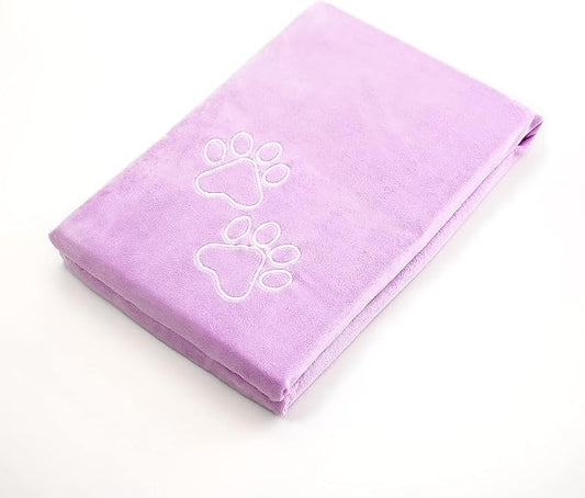 Luzia Unconditional Love | Premium Pet Drying Towel | Ultra Absorbent and Soft Microfiber Towel for Dogs and Cats (Lilac)