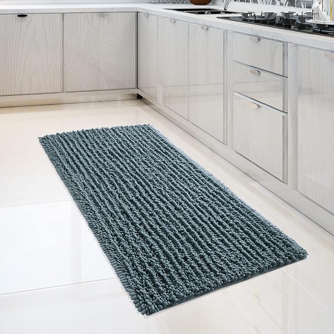 FLOLEOPA Soft Plush Microfiber Bathroom Rugs, Absorbent Bath Rugs Non Skid Machine Wash Dry Bath Mats for Tub,Shower and Bath Room Floor Mats (27.5x47inches, Dusty Blue)