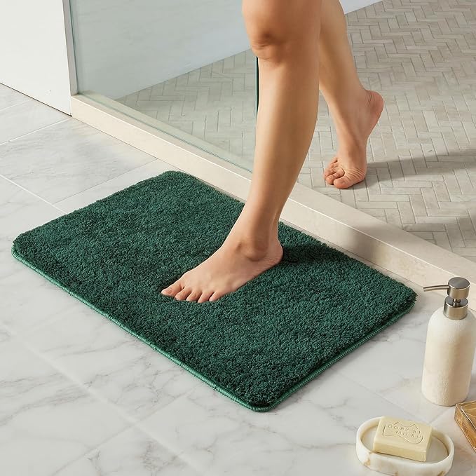 TYUU Bathroom Rugs Non Slip Washable, Ultra Soft Super Absorbent Quick Dry Small Bath Mat with Rubber Backing for Bathroom Floor, Shower, or Sink, Dark Green 16" x 24"