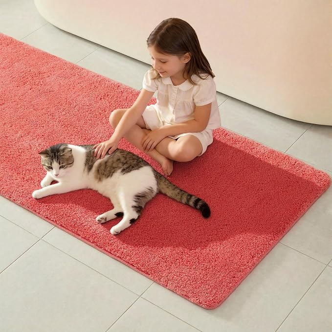 TYUU Pink Bathroom Rugs, Ultra Soft Bath Rugs Non Slip Washable, Super Absorbent Quick Dry Bath Mat with Rubber Backing for Bathroom Floor, Shower, or Sink, Pink 24" x 48"