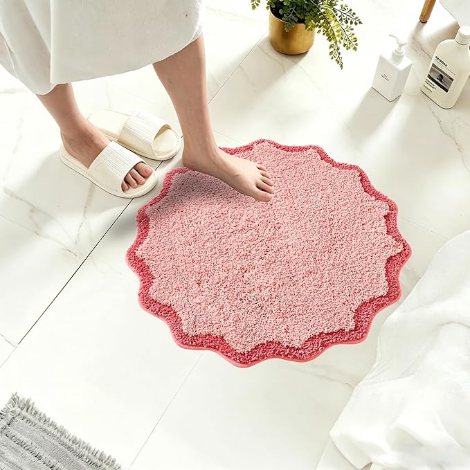 ORTIGIA Cute Pink Scalloped Bath Mat, Quick Dry Bath Rug Absorbent Soft Plush Microfiber Bathmat for Bathroom Floor Carpet for Sink Bedroom, 24x24