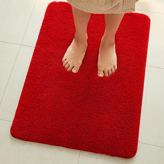 TYUU Red Bathroom Rugs, Ultra Soft Bath Rugs Non Slip Washable, Super Absorbent Quick Dry Small Bath Mat with Rubber Backing for Bathroom Floor, Shower, or Sink, Red 16" x 24"