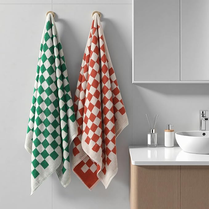 REDKISS Checkered Bath Towels Set - 4 Piece Large Shower Towels for Bathroom Decoration, Highly Absorbent Cotton Bath Towel of 4, Cute Checkered Shower Retro Towel for Bathroom, Multicolored