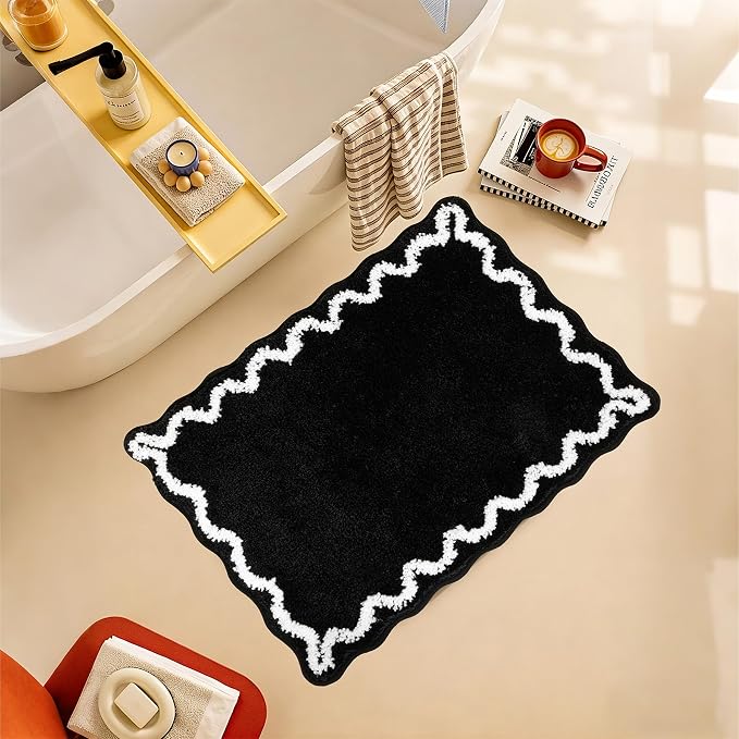 ORTIGIA Black Bath Mat with White Scallop Non Slip, Quick Dry Bath Rug Absorbent Soft Plush Microfiber Bathmat for Bathroom Floor Carpet for Sink Bedroom, 17x24