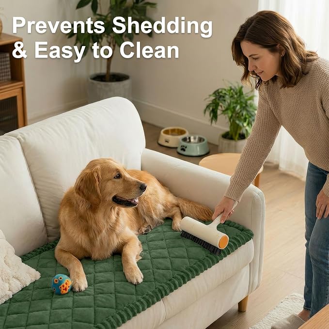 Smiry Couch Cover for Dogs, Non Slip Washable Pet Sofa Protector for Large Dogs, Cats, Fuzzy Plush Sofa Covers for Sectional Sofa, Against Fur, Dirt & Scratch Resistant, Green, 43"×63"