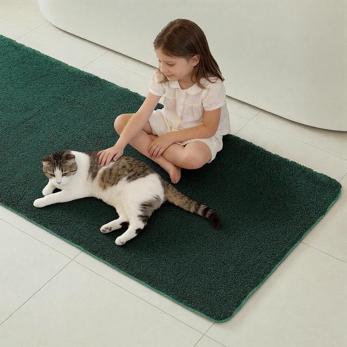 TYUU Bathroom Runner Rug, Ultra Soft Long Bath Mat Machine Washable Super Absorbent Quick Dry Bathroom Runner Rugs 24 x 60 Non Slip, Dark Green 24" x 60"