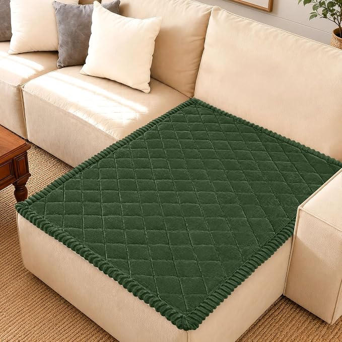 Smiry Couch Cover for Dogs, Non Slip Washable Pet Sofa Protector for Large Dogs, Cats, Fuzzy Plush Sofa Covers for Sectional Sofa, Against Fur, Dirt & Scratch Resistant, Green, 43"×63"