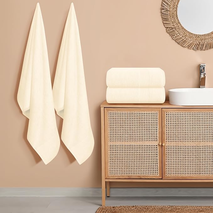 Belizzi Home 4 Pack Bath Towel Set 27x54, 100% Ring Spun Cotton, Ultra Soft Highly Absorbent Machine Washable Hotel Spa Quality Bath Towels for Bathroom, 4 Bath Towels - Ivory