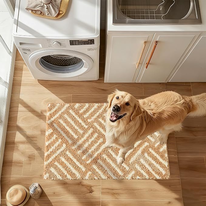 ORTIGIA Striped Khaki Bathroom Rugs Non Slip Washable, 20x30 Quick Dry Absorbent Soft Plush Microfiber Bath Mats, Bath Rugs for Bathroom Floor Carpet for Sink Bedroom