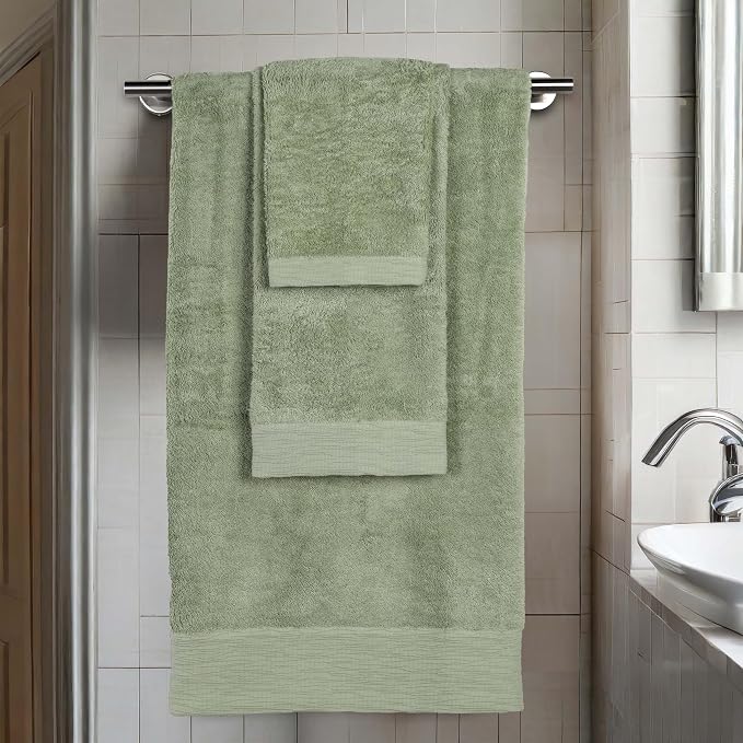 Superior Rayon from Bamboo Blend 3-Piece Towel Set, Luxury Quick Dry, Bathroom Essentials, Shower, Spa, Plush Soft Absorbent Towels, Includes 1 Bath, 1 Hand, 1 Washcloth/Face Towel, Green